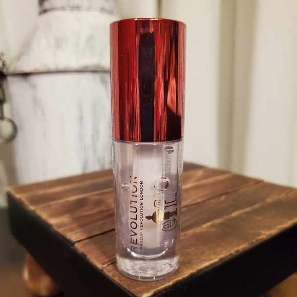Revolution x Elf ™ "Nutcracker" Clear High Shine Lip Gloss - Picture 7 of 8